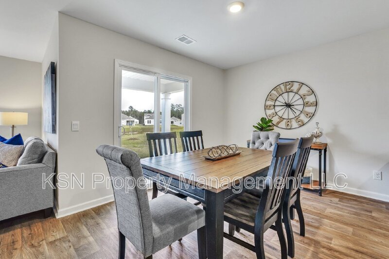 Furnished 4 bedroom executive rental in Bloomingdale. property image