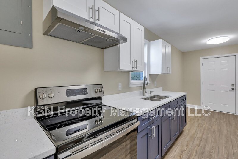 Charming 2-Bedroom Home in Savannah with Modern Amenities and Cozy Appeal! property image