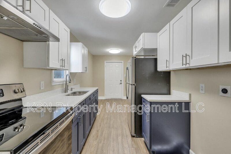 Charming 2-Bedroom Home in Savannah with Modern Amenities and Cozy Appeal! property image