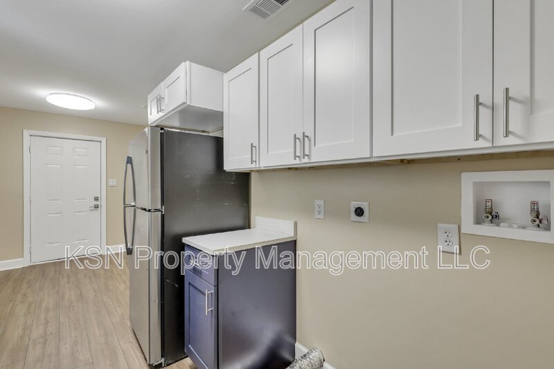Charming 2-Bedroom Home in Savannah with Modern Amenities and Cozy Appeal! property image