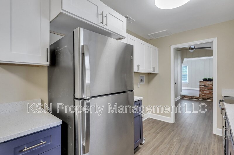 Charming 2-Bedroom Home in Savannah with Modern Amenities and Cozy Appeal! property image