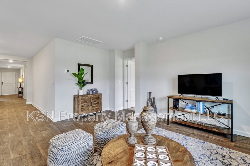 Furnished 4 bedroom executive rental in Bloomingdale. property image
