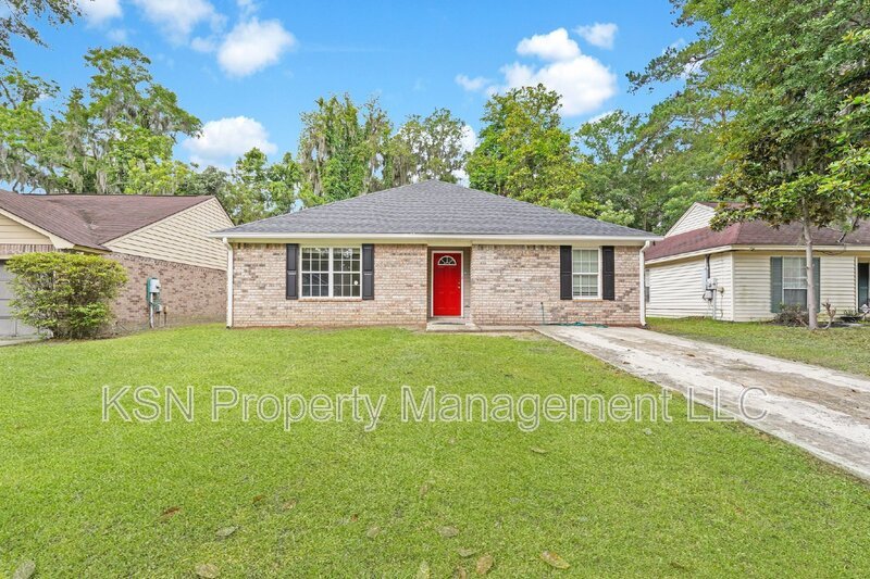 3-Bed, 2-Bath Home on Leghorn Street in Savannah! property image