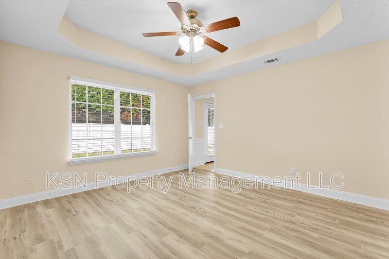 3-Bed, 2-Bath Home on Leghorn Street in Savannah! property image