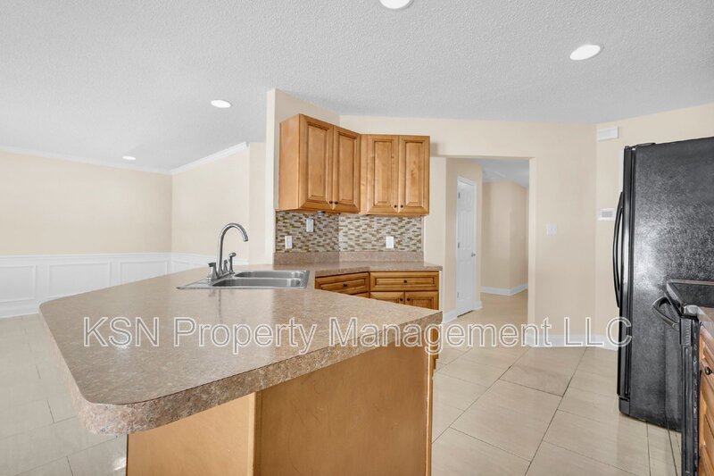 3-Bed, 2-Bath Home on Leghorn Street in Savannah! property image