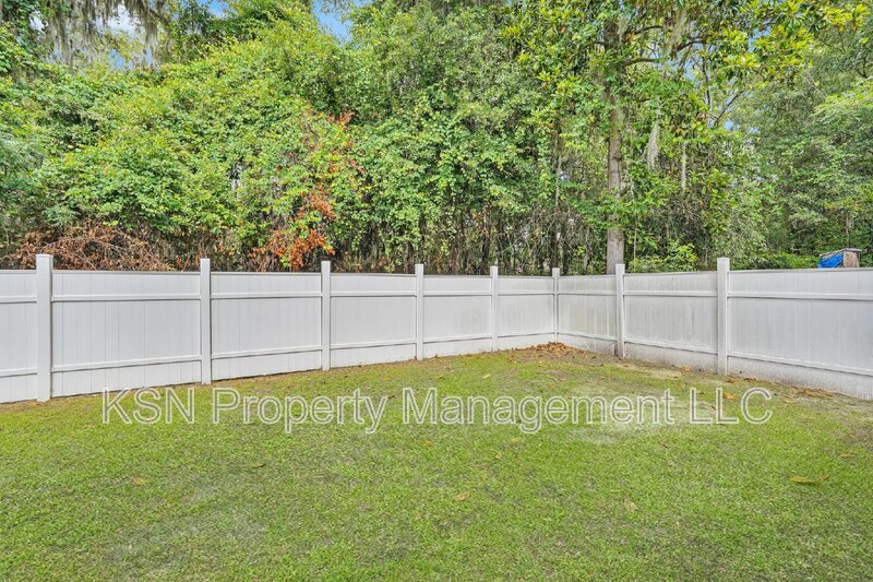 3-Bed, 2-Bath Home on Leghorn Street in Savannah! property image