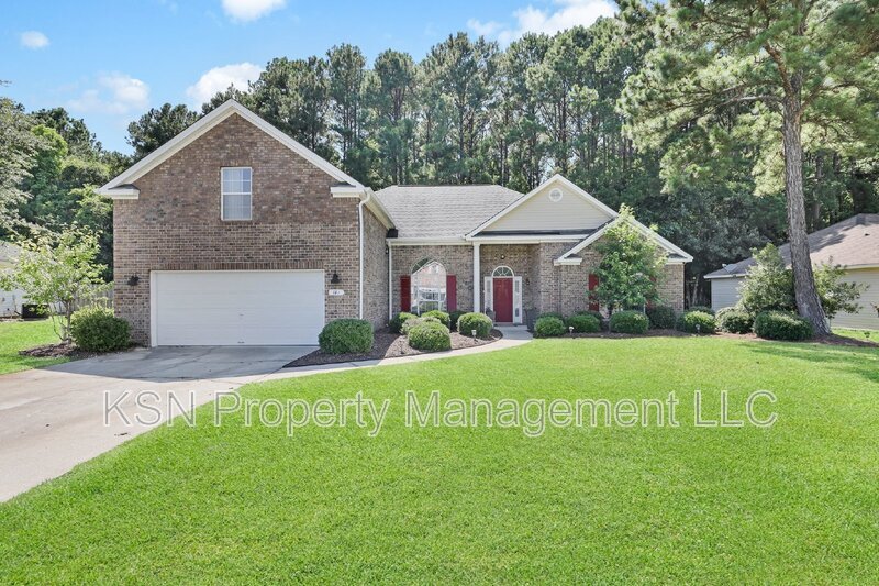 Beautiful and spacious home in Pooler. Available September property image